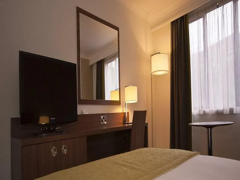 ***  Holiday Inn Cardiff North M4 Jct 32, An Ihg Hotel Великобритания